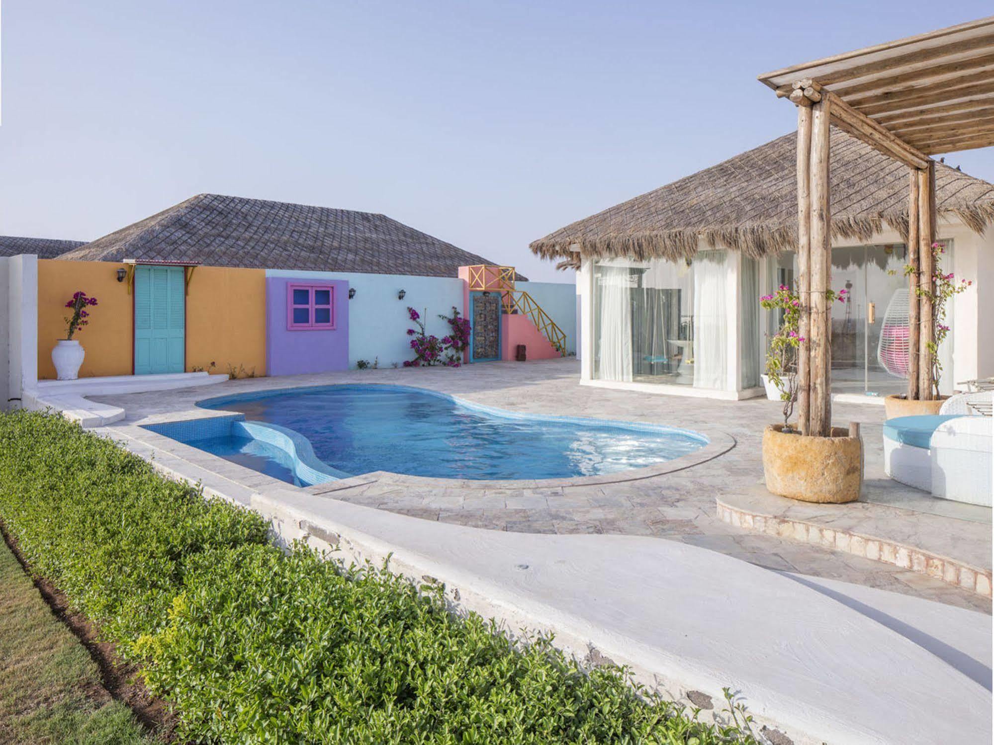 Serena Beach Resort Мандви Экстерьер фото