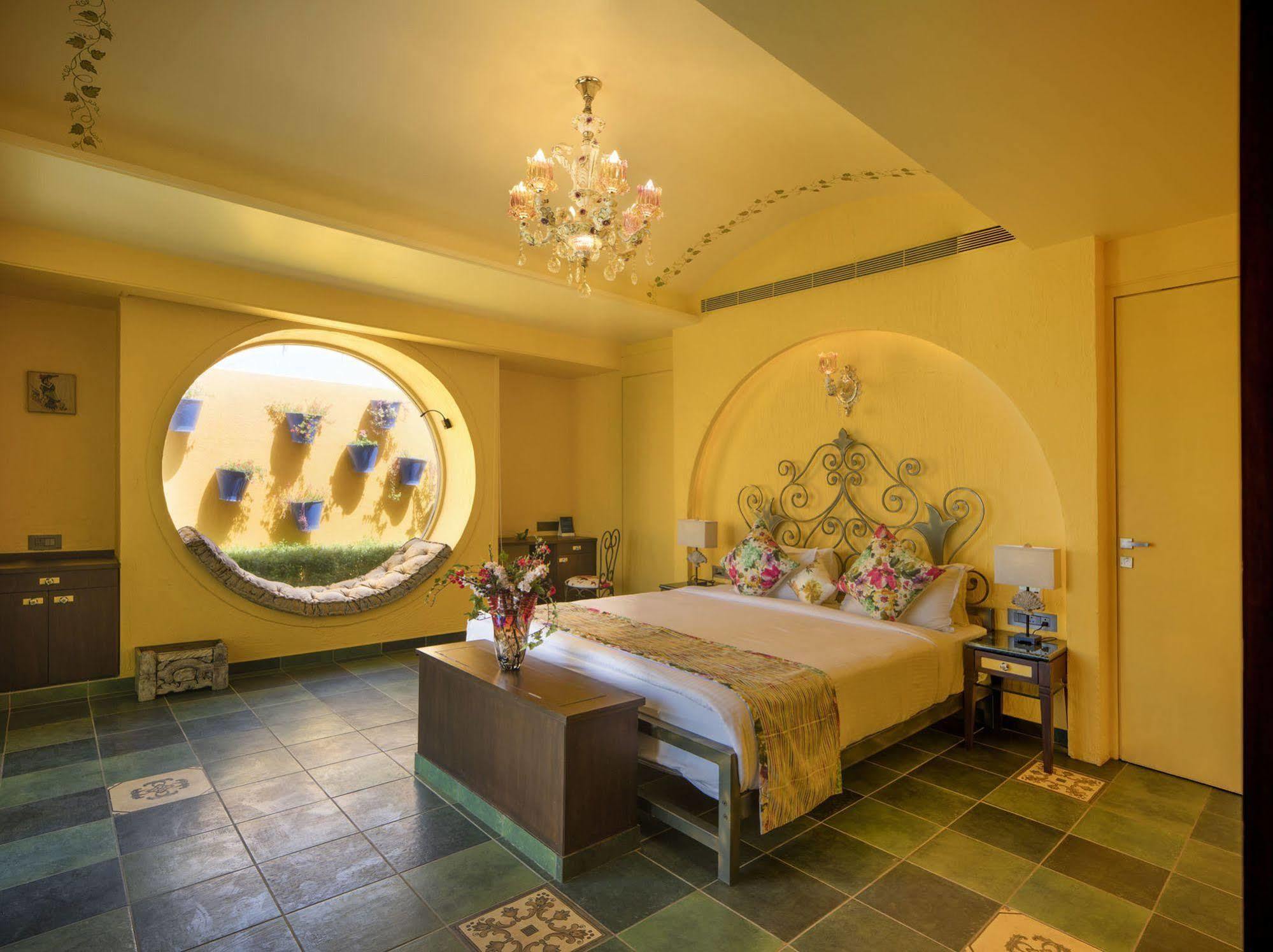 Serena Beach Resort Мандви Экстерьер фото